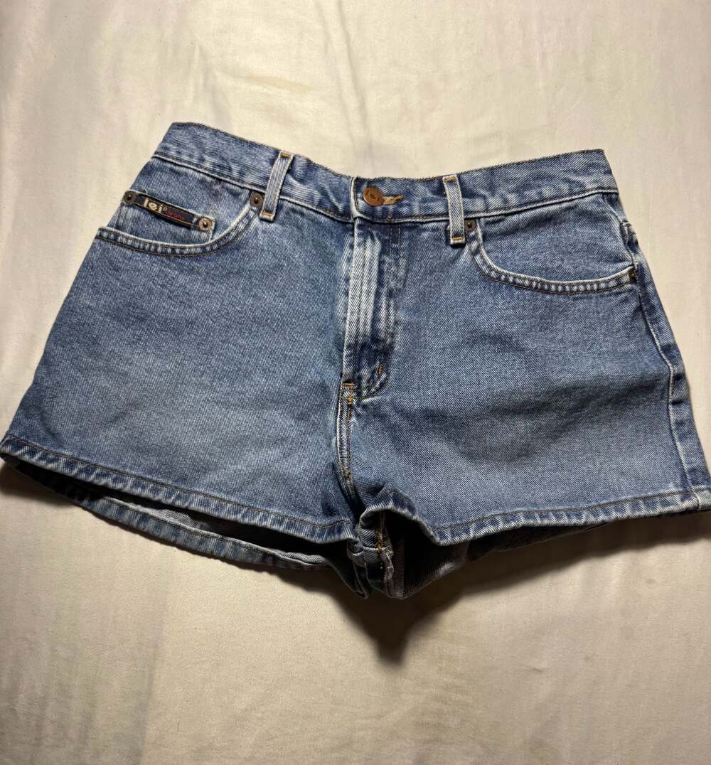l.e.i. Vintage High Waisted Denim Shorts Blue Medium Wash